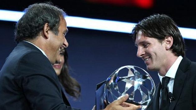 Nejlepší a už také nejbohatší fotbalista světa Lionel Messi Nejlepší a už také nejbohatší fotbalista světa Lionel Messi