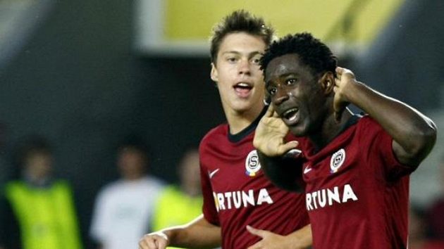 Fotbalista Sparty Bony Wilfried oslavuje gól proti Mariboru. Fotbalista Sparty Bony Wilfried oslavuje gól proti Mariboru.