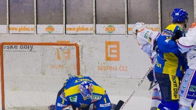 Hokejisté Ústí nad Labem klesli na třetí místo v tabulce první ligy. Hokejisté Ústí nad Labem klesli na třetí místo v tabulce první ligy.