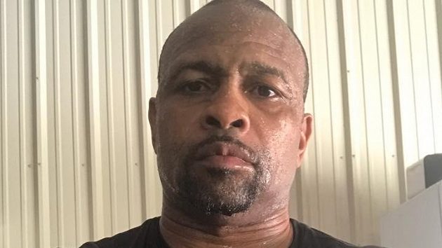 Roy Jones Jr, soupeř Mikea Tysona. Roy Jones Jr, soupeř Mikea Tysona.