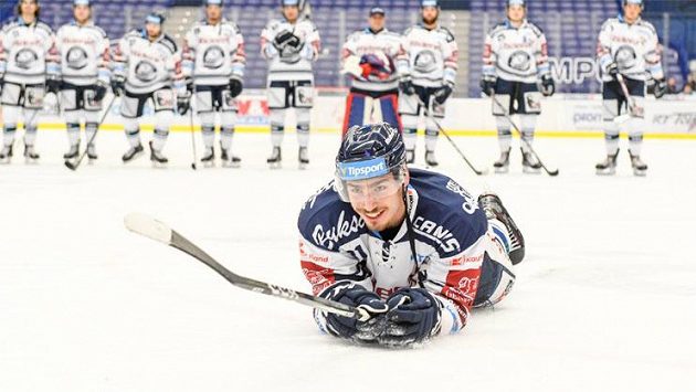 Dominik Lakatoš na archivním snímku po zápase proti Olomouci. Dominik Lakatoš na archivním snímku po zápase proti Olomouci.