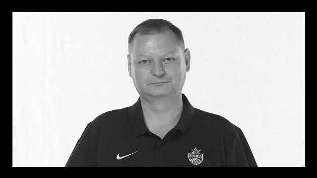 Smutná zpráva pro sportovní svět. V souvislosti s nákazou Covid-19 zemřel lékař Roman Abželilov z CSKA Moskva, nejslavnějšího ruského klubu. Smutná zpráva pro sportovní svět. V souvislosti s nákazou Covid-19 zemřel lékař Roman Abželilov z CSKA Moskva, nejslavnějšího ruského klubu.