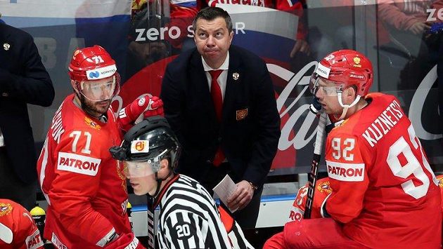 Ruské hokejisty místo Ilji Vorobjova povede dosavadní asistent Kudašov. Ruské hokejisty místo Ilji Vorobjova povede dosavadní asistent Kudašov.