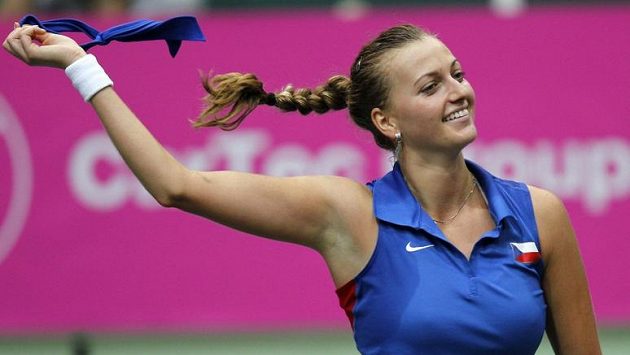 Petra Kvitová získala třetí bod a Češky jsou ve finále Fed Cupu. Petra Kvitová získala třetí bod a Češky jsou ve finále Fed Cupu.