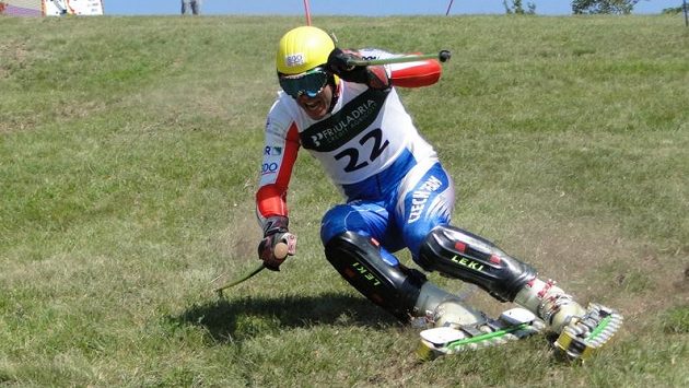 Travní lyžař Jan Němec míří za jedenáctým triumfem ve Světovém poháru. Travní lyžař Jan Němec míří za jedenáctým triumfem ve Světovém poháru.