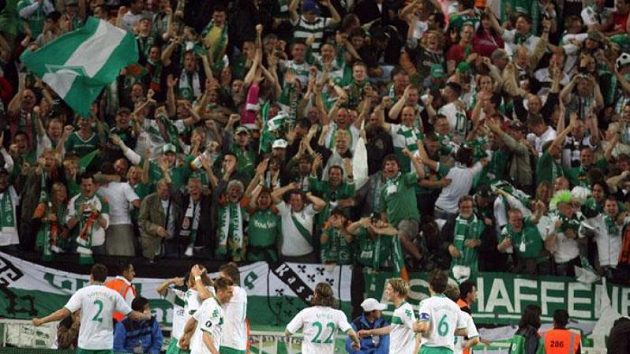 Fotbalisté Werderu Brémy přišli o svou největší hvězdu. Fotbalisté Werderu Brémy přišli o svou největší hvězdu.