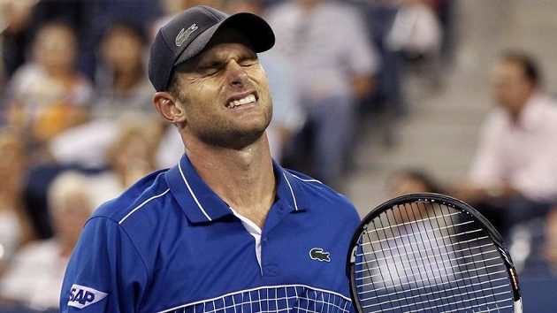 Jedním z těch, kdo hlasitě volá po zkrácení sezóny, je americký tenista Andy Roddick. Jedním z těch, kdo hlasitě volá po zkrácení sezóny, je americký tenista Andy Roddick.