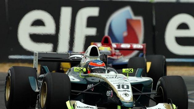 Tomáš Kostka v monopostu formule Renault. Tomáš Kostka v monopostu formule Renault.