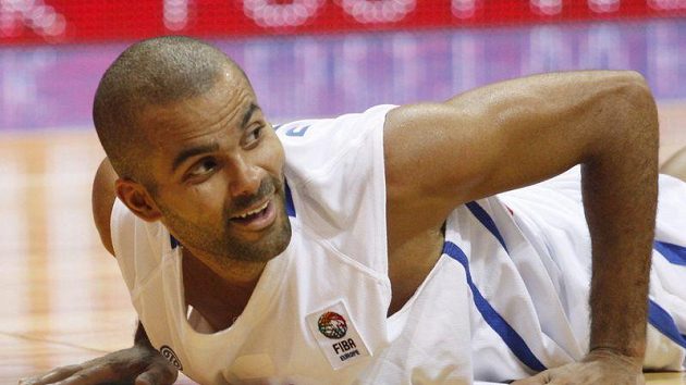 Francouzský basketbalista Tony Parker. Francouzský basketbalista Tony Parker.