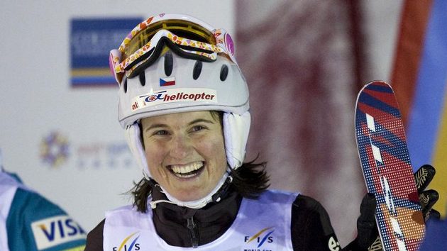 Nikola Sudová. Nikola Sudová.