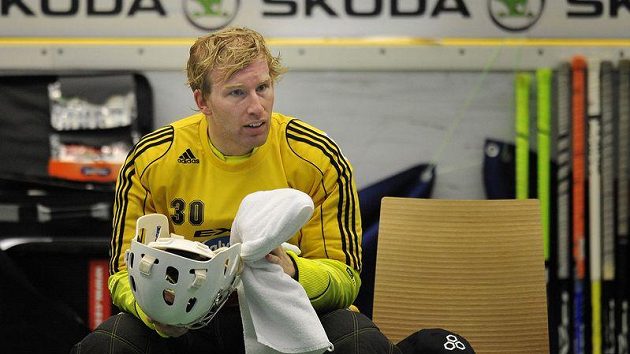 Gólman finského týmu SSV Helsinky David Rytych při florbalovém Poháru mistrů v Mladé Boleslavi. Gólman finského týmu SSV Helsinky David Rytych při florbalovém Poháru mistrů v Mladé Boleslavi.