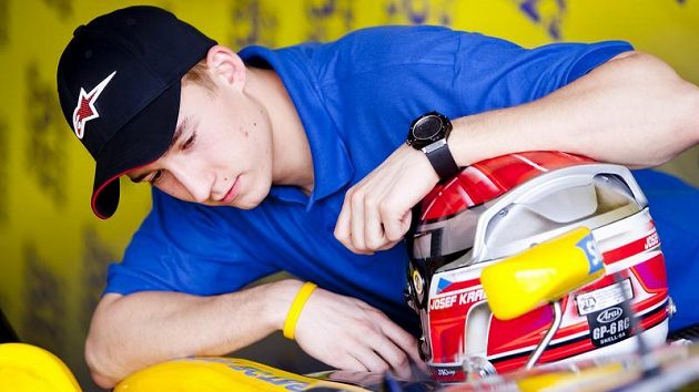 Josef Král - formulová naděje v barvách stáje Super Nova. Josef Král - formulová naděje v barvách stáje Super Nova.