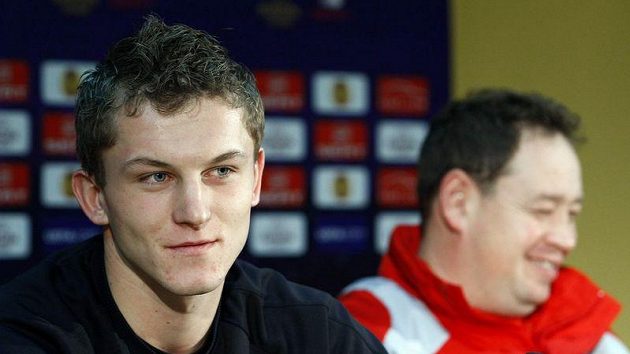 Útočník CSKA Moskva Tomáš Necid (vlevo) a trenér týmu Leonid Sluckij Útočník CSKA Moskva Tomáš Necid (vlevo) a trenér týmu Leonid Sluckij