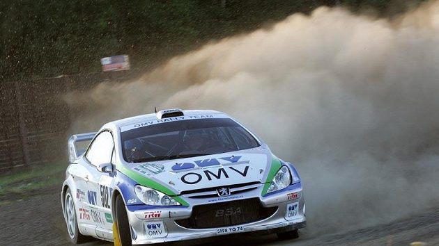 Štěpán Vojtěch a Michal Ernst s vozem Peugeot 307 WRC Štěpán Vojtěch a Michal Ernst s vozem Peugeot 307 WRC