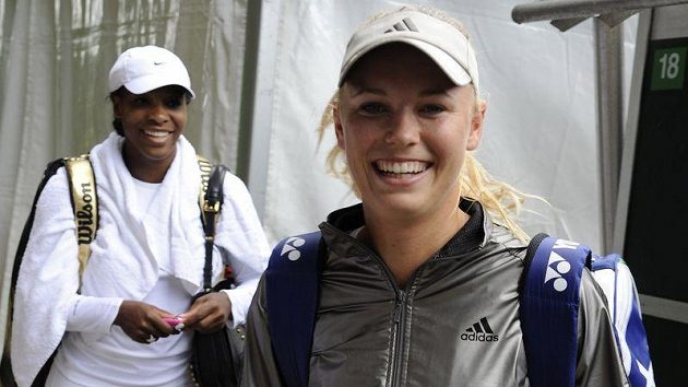 Caroline Wozniacká se ve společnosti Sereny Williamsové dobře bavila. Caroline Wozniacká se ve společnosti Sereny Williamsové dobře bavila.