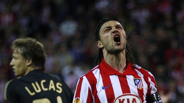 Tomáš Ujfaluši se raduje z gólu v síti Liverpoolu. Tomáš Ujfaluši se raduje z gólu v síti Liverpoolu.