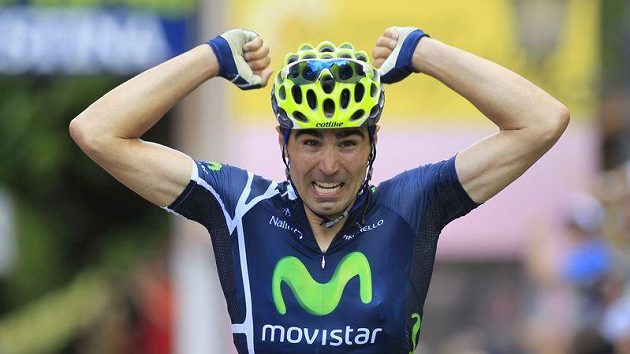 Španěl Francisco Ventoso oslavuje triumf v šesté etapě Gira d'Italia. Španěl Francisco Ventoso oslavuje triumf v šesté etapě Gira d'Italia.