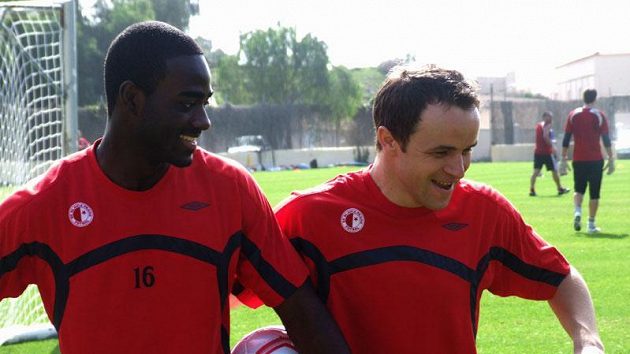 Novopečený slávista Kevin Pierre Lafrance na tréninku se Zdeňkem Šenkeříkem. Novopečený slávista Kevin Pierre Lafrance na tréninku se Zdeňkem Šenkeříkem.