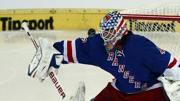 Brankář New York Rangers Martin Biron Brankář New York Rangers Martin Biron