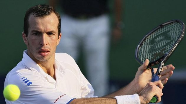 Radek Štěpánek na turnaji v Šanghaji během zápasu se Stanislasem Wawrinkou ze Švýcarska Radek Štěpánek na turnaji v Šanghaji během zápasu se Stanislasem Wawrinkou ze Švýcarska