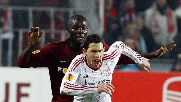 Maxi Rodríguez z Liverpoolu nastřílel Fulhamu hattrick Maxi Rodríguez z Liverpoolu nastřílel Fulhamu hattrick