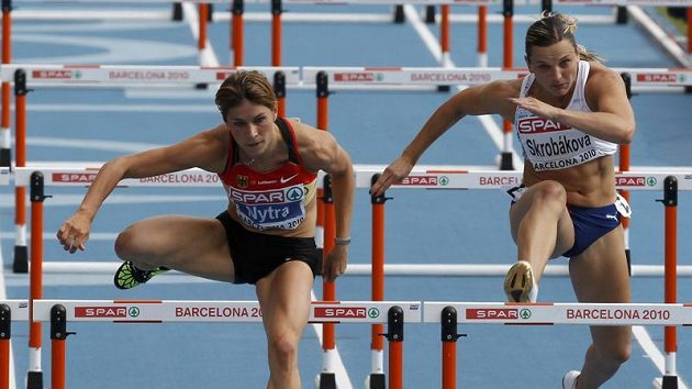 Lucie Škrobáková (vpravo). Lucie Škrobáková (vpravo).