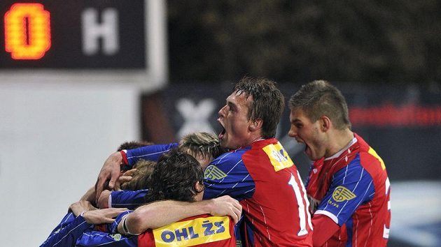 Fotbalisté Brna jsou před startem druhé ligy jejím největším favoritem. Fotbalisté Brna jsou před startem druhé ligy jejím největším favoritem.