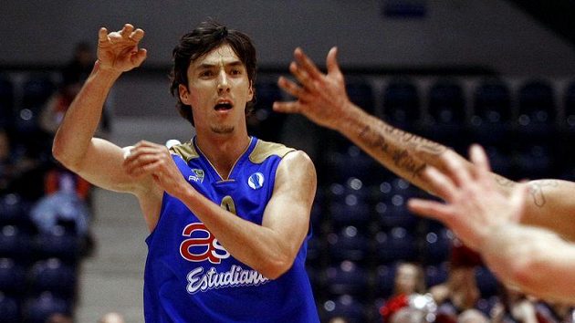 Jiří Welsh ještě v dresu madridského Estudiantes Jiří Welsh ještě v dresu madridského Estudiantes