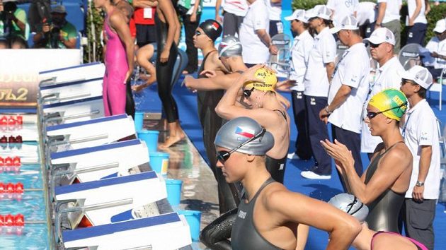 Také Simona Baumrtová navlékla na šampionátu v Římě "zázračné" plavky. Také Simona Baumrtová navlékla na šampionátu v Římě "zázračné" plavky.
