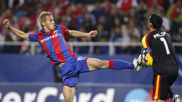 Fotbalisté CSKA zvládli souboj o první místo. Fotbalisté CSKA zvládli souboj o první místo.