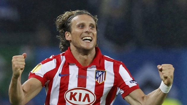 Útočník Atlétika Madrid Diego Forlán se raduje z branky ve finále Evropské ligy. Útočník Atlétika Madrid Diego Forlán se raduje z branky ve finále Evropské ligy.
