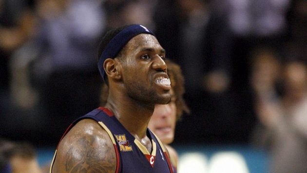 Basketbalista Clevelandu LeBron James Basketbalista Clevelandu LeBron James