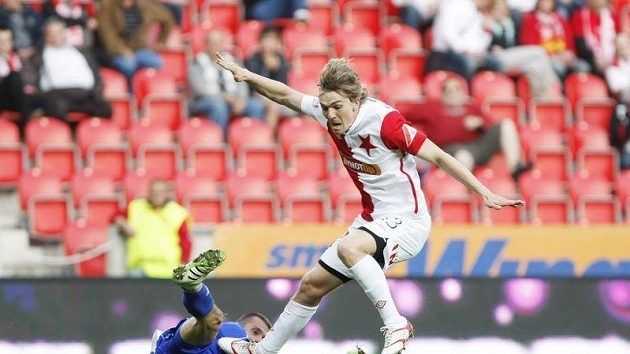 Milan Černý se s dresem Slavia rovněž loučí a míří do Turecka. Milan Černý se s dresem Slavia rovněž loučí a míří do Turecka.