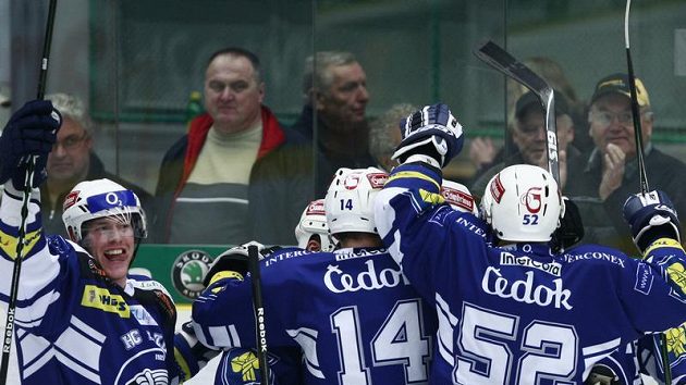 Radost plzeňských hokejistů z výhry nad Mladou Boleslaví Radost plzeňských hokejistů z výhry nad Mladou Boleslaví