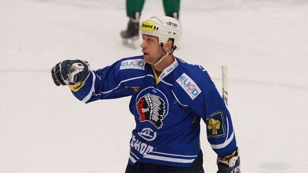 Jaroslav Modrý se zřejmě vrátí s rodinou do zámoří Jaroslav Modrý se zřejmě vrátí s rodinou do zámoří