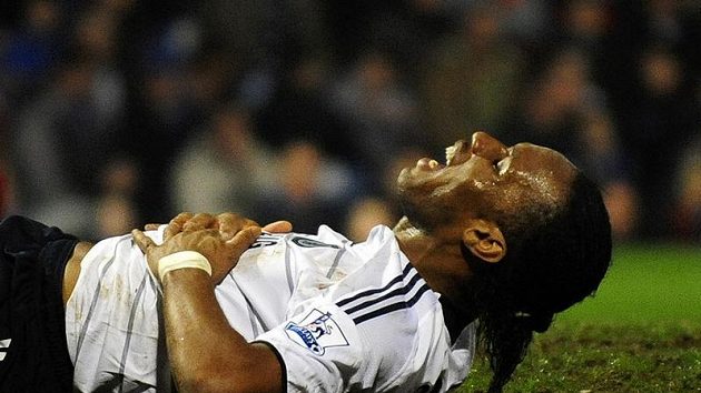 Didier Drogba teď může přemýšlet, zda na nabídku Číňanů kývnout. Didier Drogba teď může přemýšlet, zda na nabídku Číňanů kývnout.
