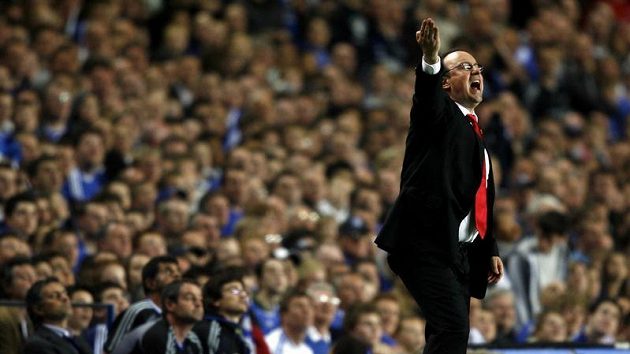 Trenér Liverpoolu Rafael Benítez byl po utkání ve Wiganu nakonec spokojený. Trenér Liverpoolu Rafael Benítez byl po utkání ve Wiganu nakonec spokojený.