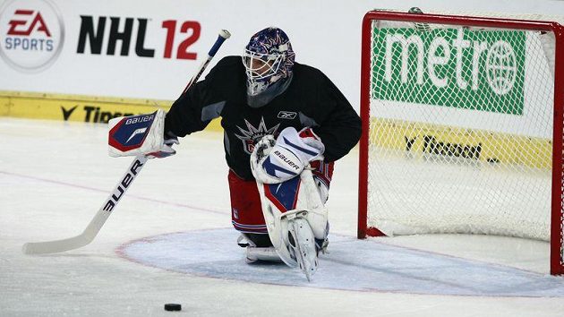 Brankář Henrik Lundqvist tréninku New York Rangers Brankář Henrik Lundqvist tréninku New York Rangers