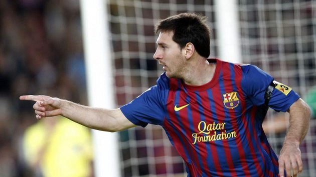 Střelec Barcelony Lionel Messi se raduje z jedné z branek do sítě Santanderu. Střelec Barcelony Lionel Messi se raduje z jedné z branek do sítě Santanderu.