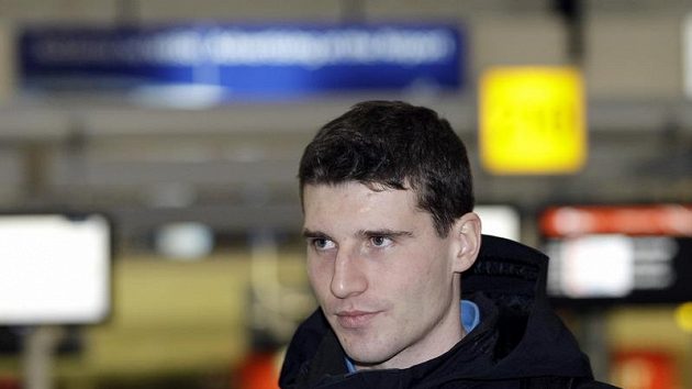 Jaroslav Bába na pražském letišti Jaroslav Bába na pražském letišti