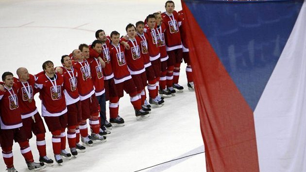 Čeští hokejisté začnou za rok ve Stockholmu. Ve skupině narazí také na Rusko a Švédsko. Čeští hokejisté začnou za rok ve Stockholmu. Ve skupině narazí také na Rusko a Švédsko.