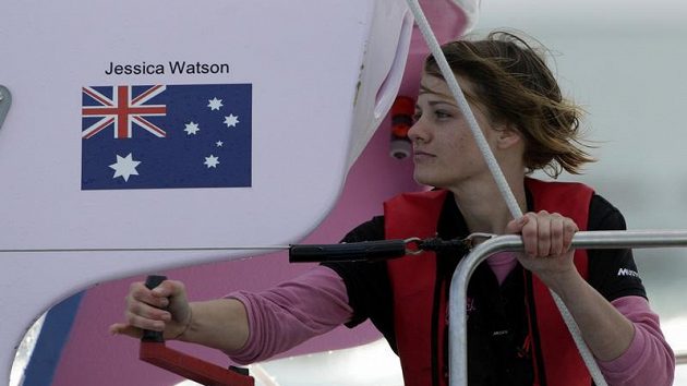 Jessica Watsonová na své lodi. Jessica Watsonová na své lodi.