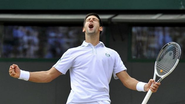 Srbský tenista Novak Djokovič Srbský tenista Novak Djokovič