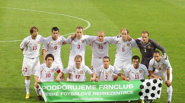 Podporujeme fanklub. Podporujeme fanklub.
