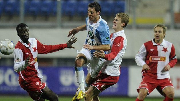 Fotbal mezi Mladou Boleslaví a Slavií nejen komentátory příliš nepotěšil Fotbal mezi Mladou Boleslaví a Slavií nejen komentátory příliš nepotěšil