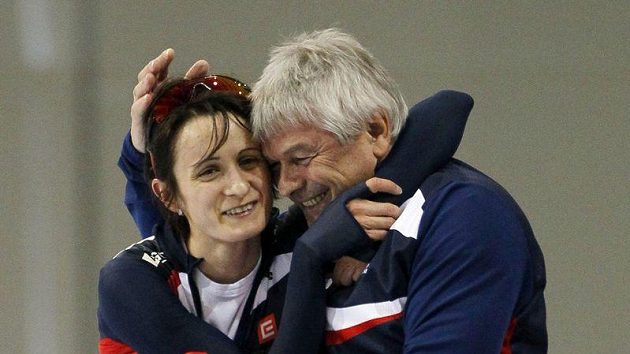 Spokojenost. Martina Sáblíková i Petr Novák se radují, znovu se jim podařilo ovládnout SP na dlouhých tratích. Spokojenost. Martina Sáblíková i Petr Novák se radují, znovu se jim podařilo ovládnout SP na dlouhých tratích.