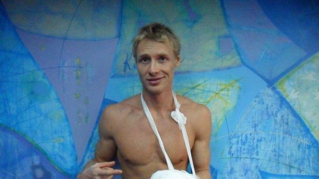 I přes zranění skončil tyčkař Michal Balner v Doněcku třetí a vyhrál fotoaparát, kterým se nechal zvěčnit. I přes zranění skončil tyčkař Michal Balner v Doněcku třetí a vyhrál fotoaparát, kterým se nechal zvěčnit.
