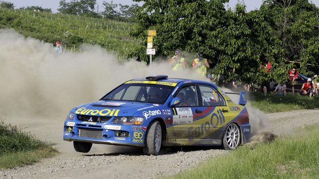 Václav Pech junior a Petr Uhel během Hustopečské rallye Václav Pech junior a Petr Uhel během Hustopečské rallye