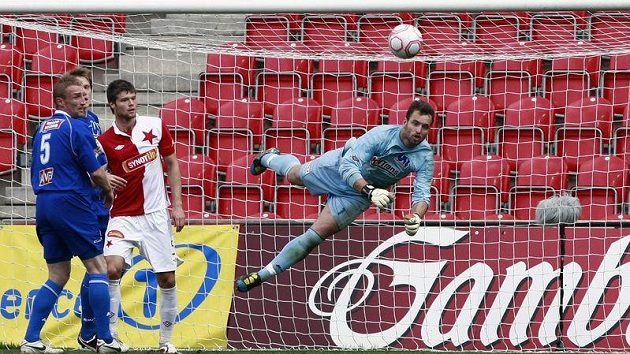 Ústí a Slavie: dva kluby na odstřel. Ústí a Slavie: dva kluby na odstřel.