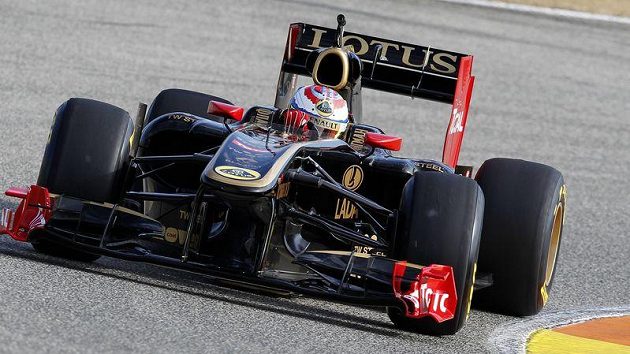 Pilot týmu Lotus Renault Vitalij Petrov Pilot týmu Lotus Renault Vitalij Petrov